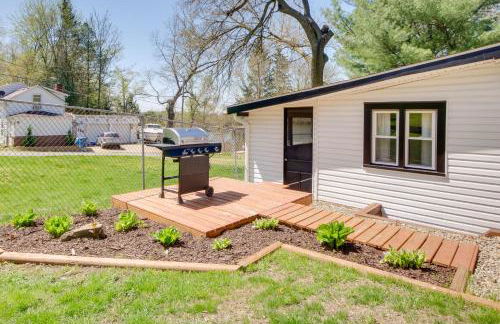 Walk to Lake Nautical Akron Cottage with Deck! - Foto 25