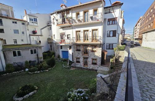 El patio, apartamento en casco histórico con vistas a la iglesia - Photo 29