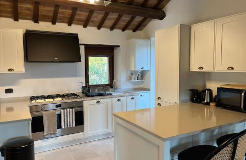 Vineyard Farmhouse in Massignano - Foto 44