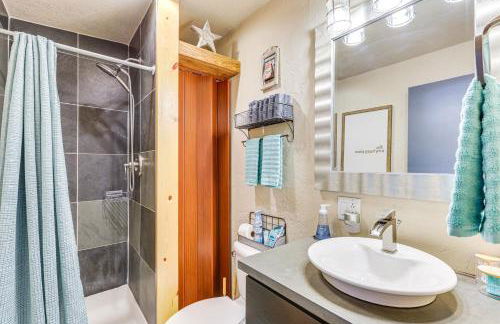 Scenic Lead Cabin Steps to Terry Peak Ski Area! - Foto 14