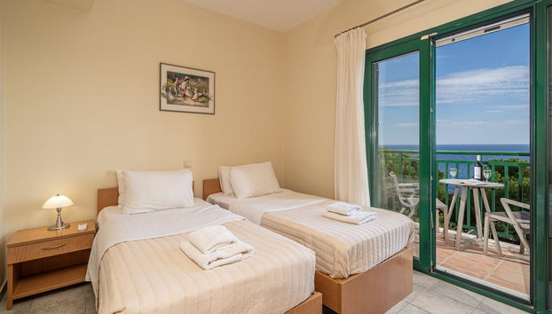 Villa Niki With Swimming Pool - Photo 3, Chambre