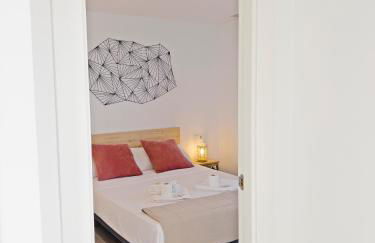 Loft Deluxe, Luminoso, Parking y Piscina - A 100 m del Mar AC - Photo 10