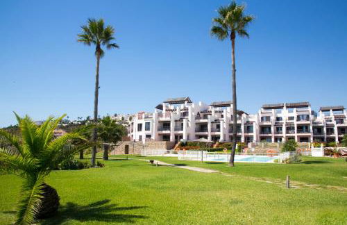 SEAVIEW PENTHOUSE PREMIUM LUXURY-Casares Del MAR - Photo 15
