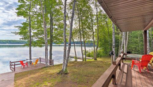 Lakefront Cabin with Private Dock and Beach! - Foto 2