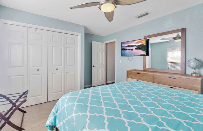 Waterfront Pool House w/ Heated Pool! - Foto 3