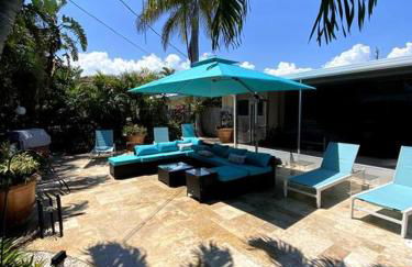 Deerfield Beach heated pool house - Photo 8