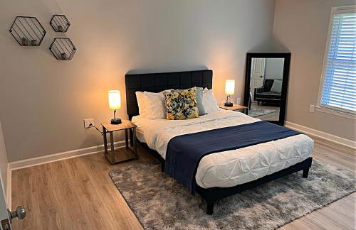 HoneyHomes Hackler Golf Course Home with Amenities - Photo 12