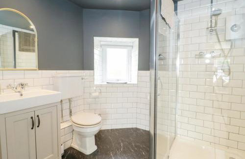 Gwern Borter Manor - Photo 44