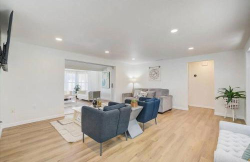 Spacious home With Heated Pool 3 miles from IMG! - Foto 58