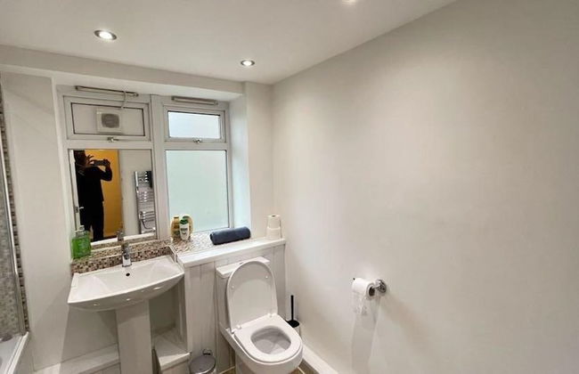 Melville Road Apartment - Birmingham City Centre - Photo 13