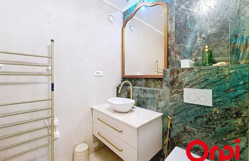 Appartement Rénové avec Terrasse et Parking à Menton - FR-1-647-55 - Photo 7