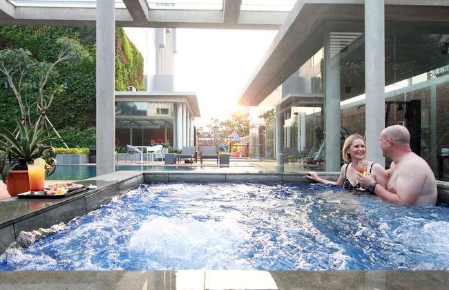 Ra Premiere Simatupang - Foto 70