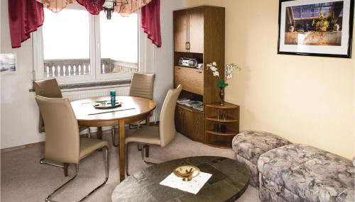 Nice Home In Wasungen With Wifi - Foto 3