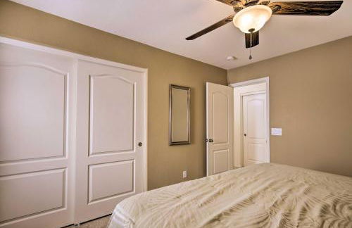 Chic Maricopa Getaway with Outdoor Oasis and Pool - Foto 26