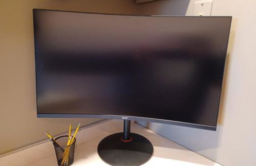 Cozy 4BR 3BA Home- Train to NYC, USOpen, CitiField Mets, MSG, Walk to Harbor & Golf - Photo 39