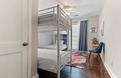 Breezy like Sunday Morning- Close to Everything! - Photo 11