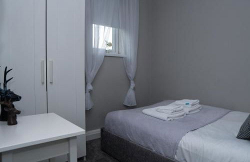 Luke Stays - Front Street - Foto 79