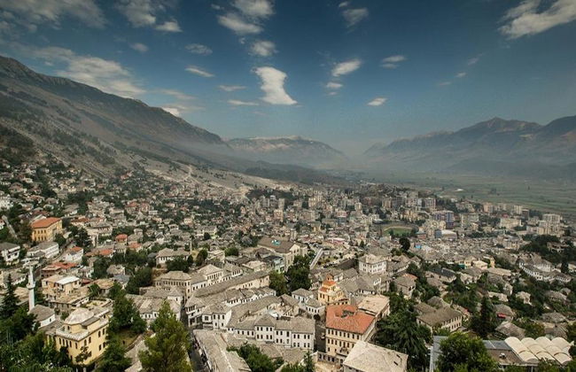 Discover Gjirokaster: A World Heritage Site with hotel pìck up - Full-Day Tour - Foto 2