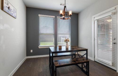 The Aubrey Escape with Fenced Backyard - Foto 19