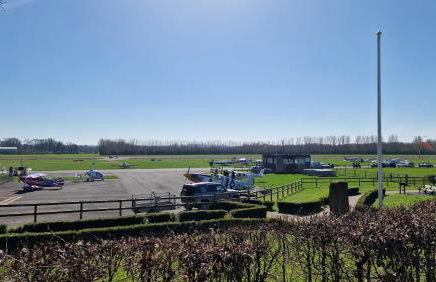 'Runway View' at Shobdon Airfield, Herefordshire - Photo 5