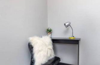 Queen Bed Apt in West Hartford - Foto 16