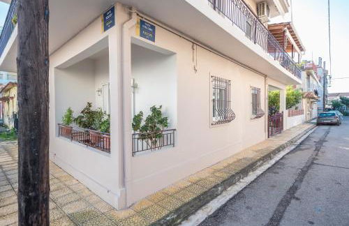 In the center of Messolonghi - Photo 74