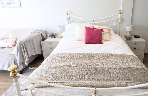 Otter's Pool Studio Apartment at Galwad Y Mor - Foto 5