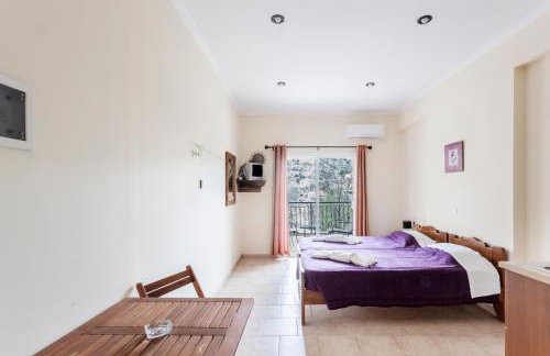 Raxes Kastanies Despina Studios # 4 - Foto 1