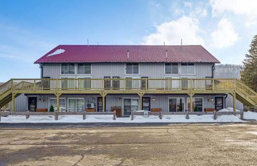 Ski-InandSki-Out Studio at Greek Peak, Pets Welcome! - Photo 23