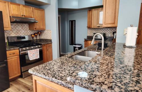 Big Deck Energy-1 block to Beach & Boardwalk - Foto 10