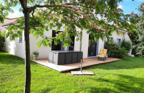 9 pers 160 M² +jardin- 10mn Nantes -30mn mer - Foto 1