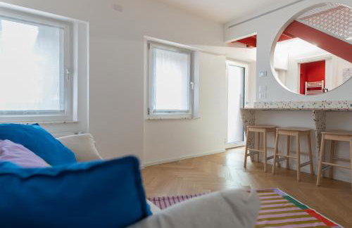 NEST LIVING Red Velvet - Private Design Apartment in the city center - Photo 9