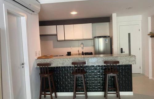 Apartamento amplo e acesso à praia - Foto 4