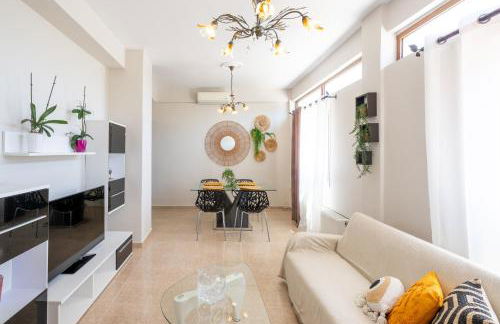 The Mirror House - Photo 7