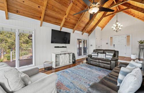 Lake House, Fire Table, Hot Tub, Screened in Porch - Foto 8