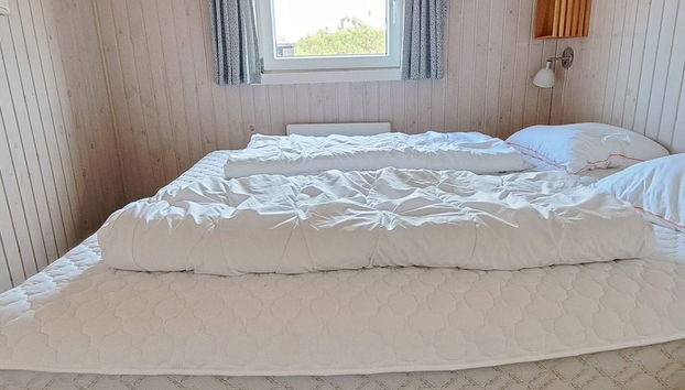 8 Person Holiday Home in Fano - Foto 3, Habitación