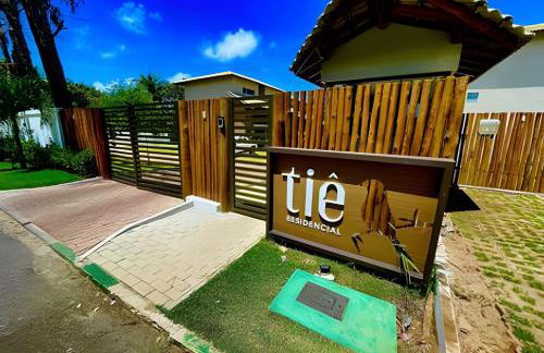 Imóvel Novo, 4 Quartos, Ar Condicionado em todos ambientes - Cond. Fechado - Guarajuba-BA - Foto 5