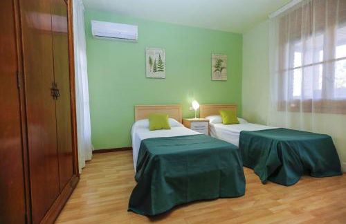 GERANIS VILLA ONLY FAMILIES Planet Costa Dorada - Foto 30