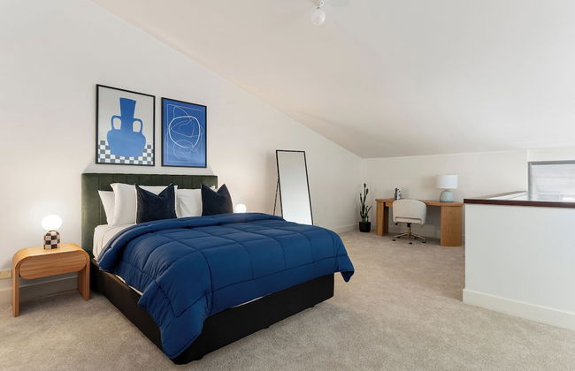 Crown Street Apartments by Urban Rest - Photo 9