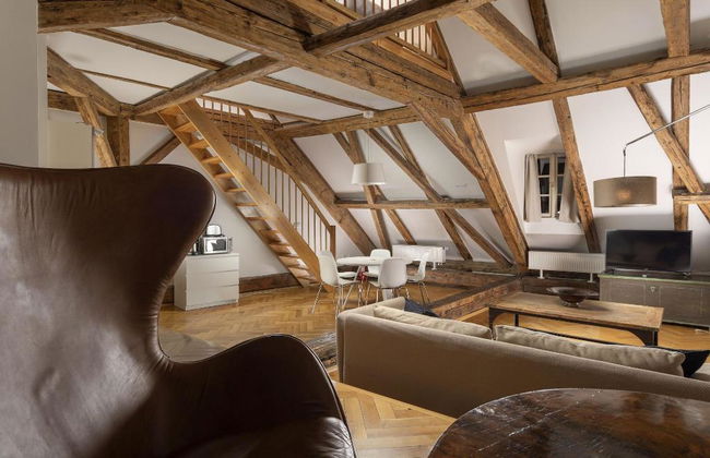 Golden Three Crowns - Foto 22