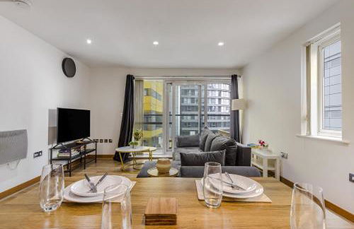 Luxury 2 Bed 2 Bath Canary Wharf Apartment with Balcony - Foto 1