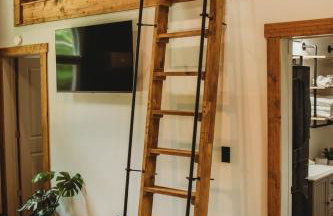 Bell Tower Suite Private Riverfront Stay Near Charleston WV - Foto 44