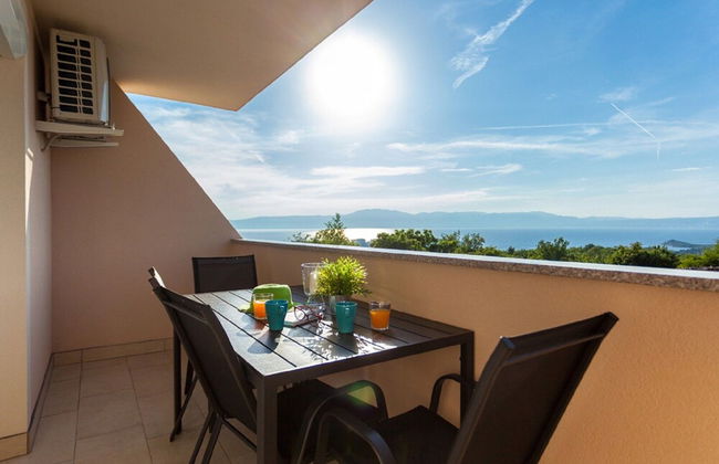 Apartment in Omisalj With Rooftop Terrace - Foto 8