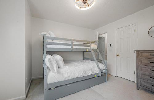 Low Country Gem with Heated Pool Games and Hot Tub - Photo 41
