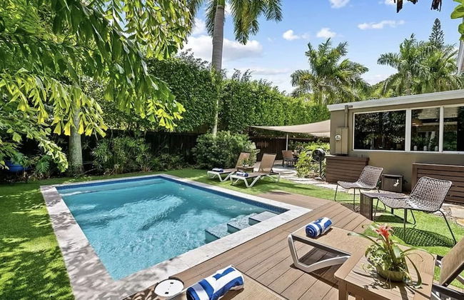 Wilton Manors Stunning Gated Oasis - Foto 29
