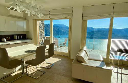 EnjoyIseoLake - Corinto - wonderful Lake front apartment - Photo 2