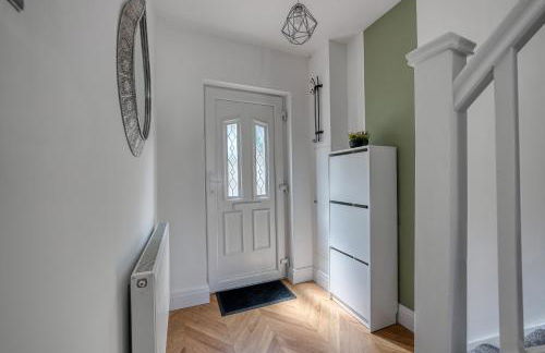 The Moseley House 4BR with Free Parking - Foto 19