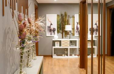 Luxury 2BR Spacious & Stylish with Patio near Metro - Foto 26