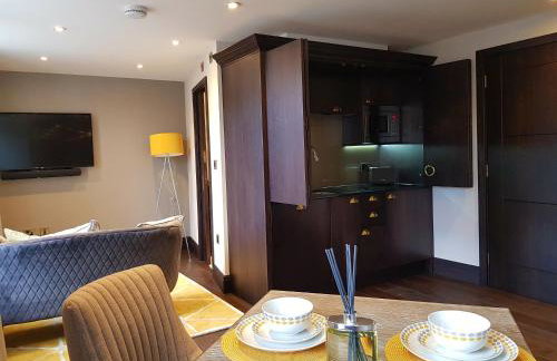 The Queens Head, Parkside apartment 2 - Photo 10