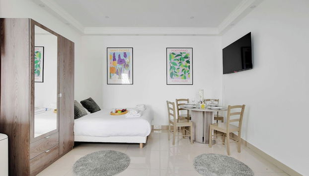 Charming Studio for 2 - Near Voltaire & 11th Arr. Town Hall, Paris - Foto 4, Habitación